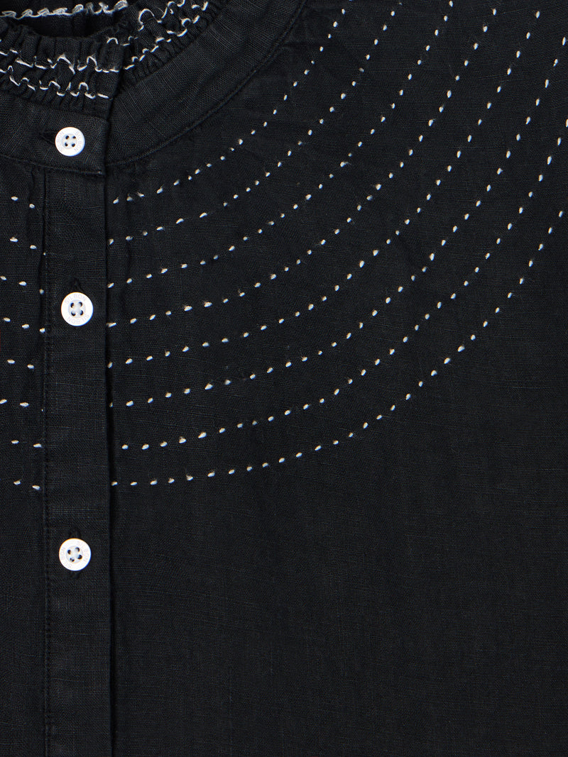 Black long-sleeved gathered linen shirt