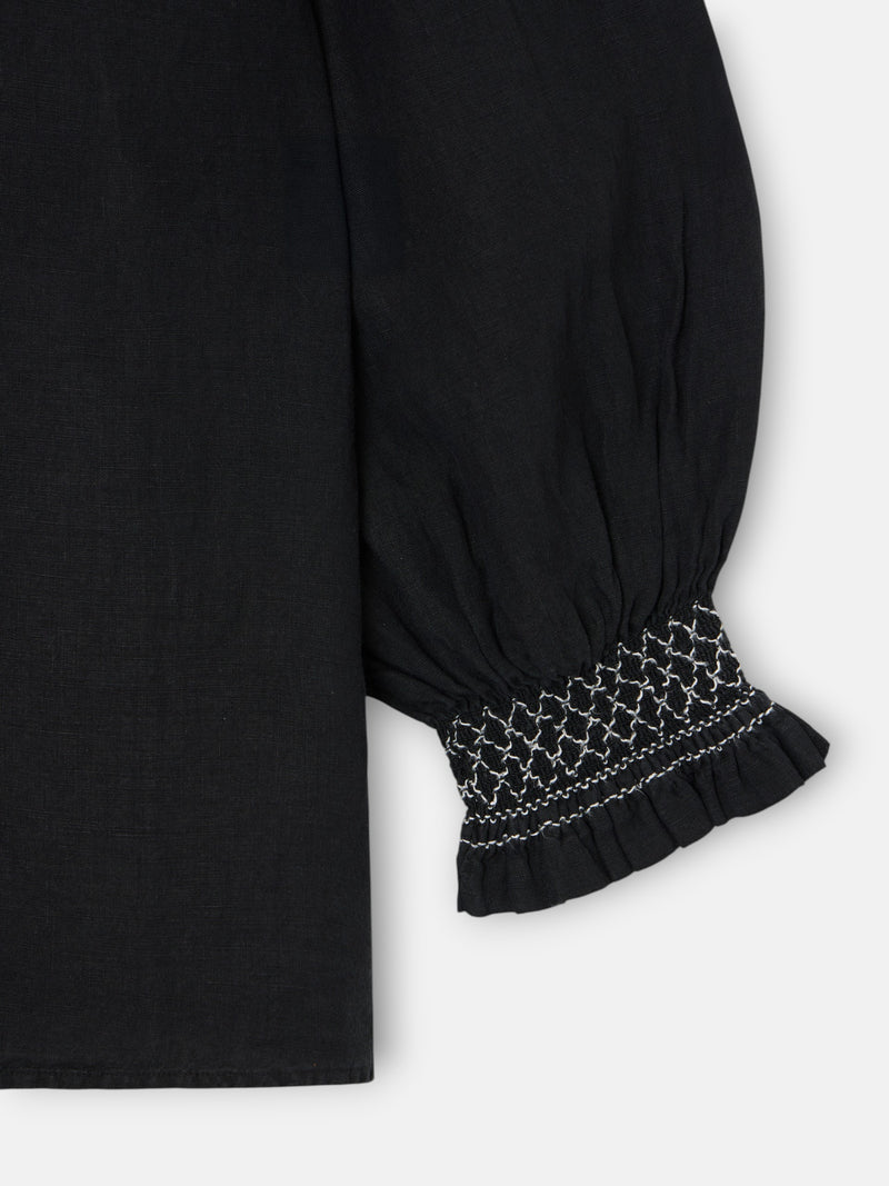 Black long-sleeved gathered linen shirt