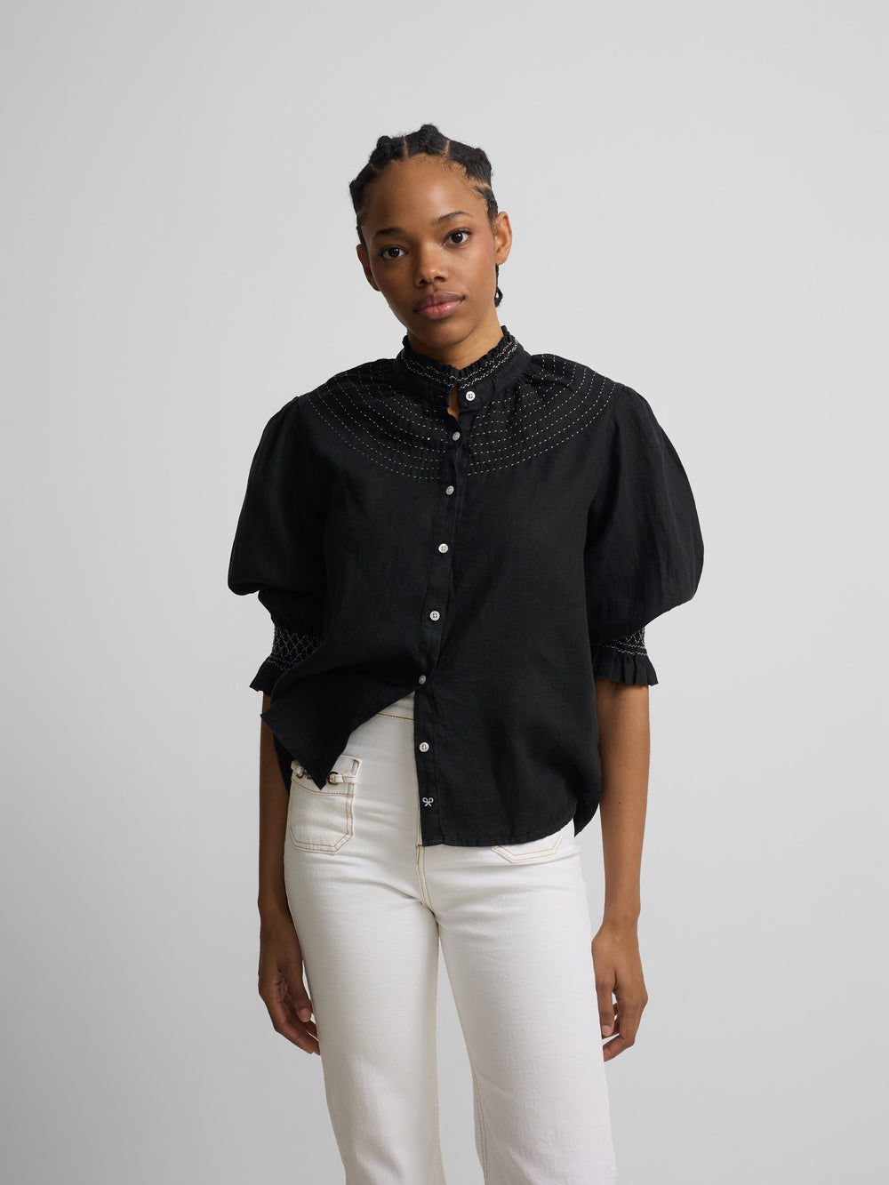 Camisa fruncida manga larga lino negra