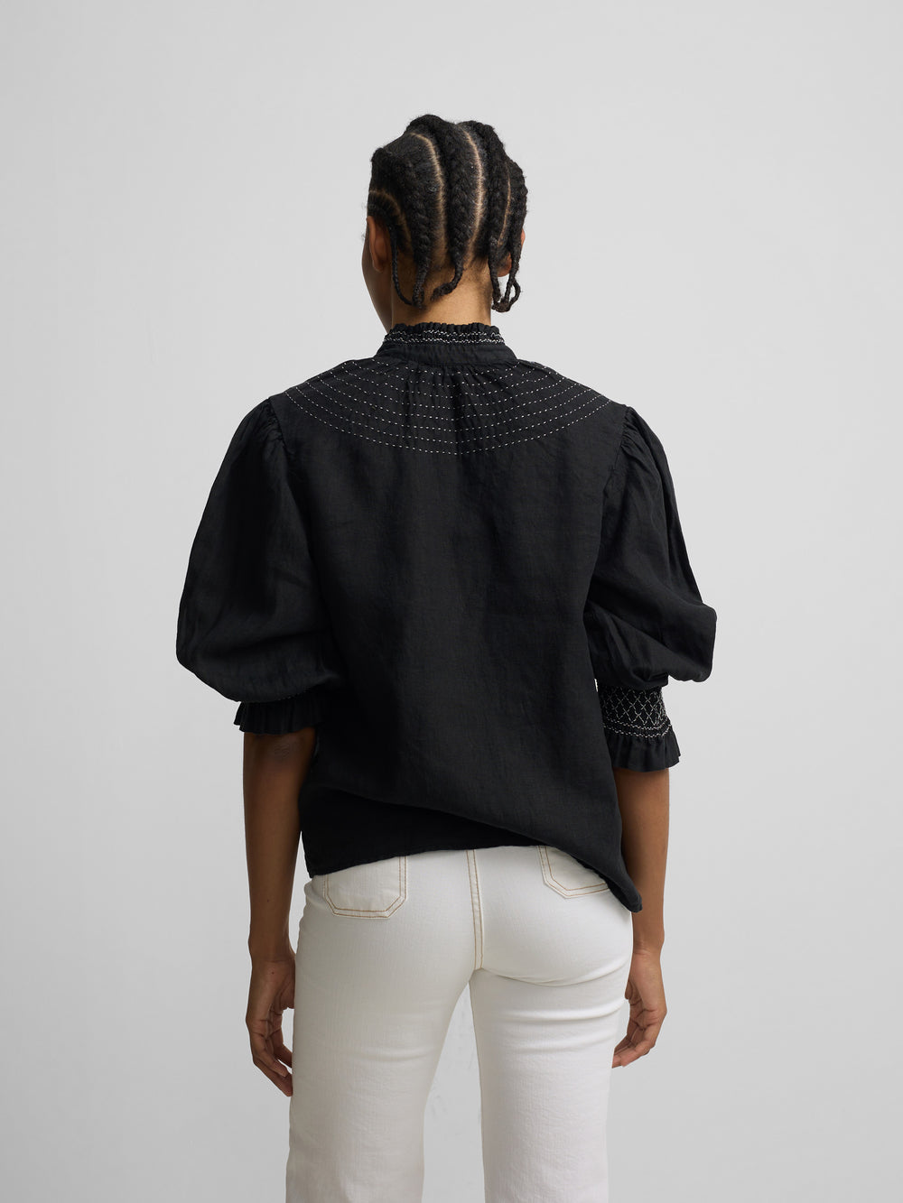 Camisa fruncida manga larga lino negra