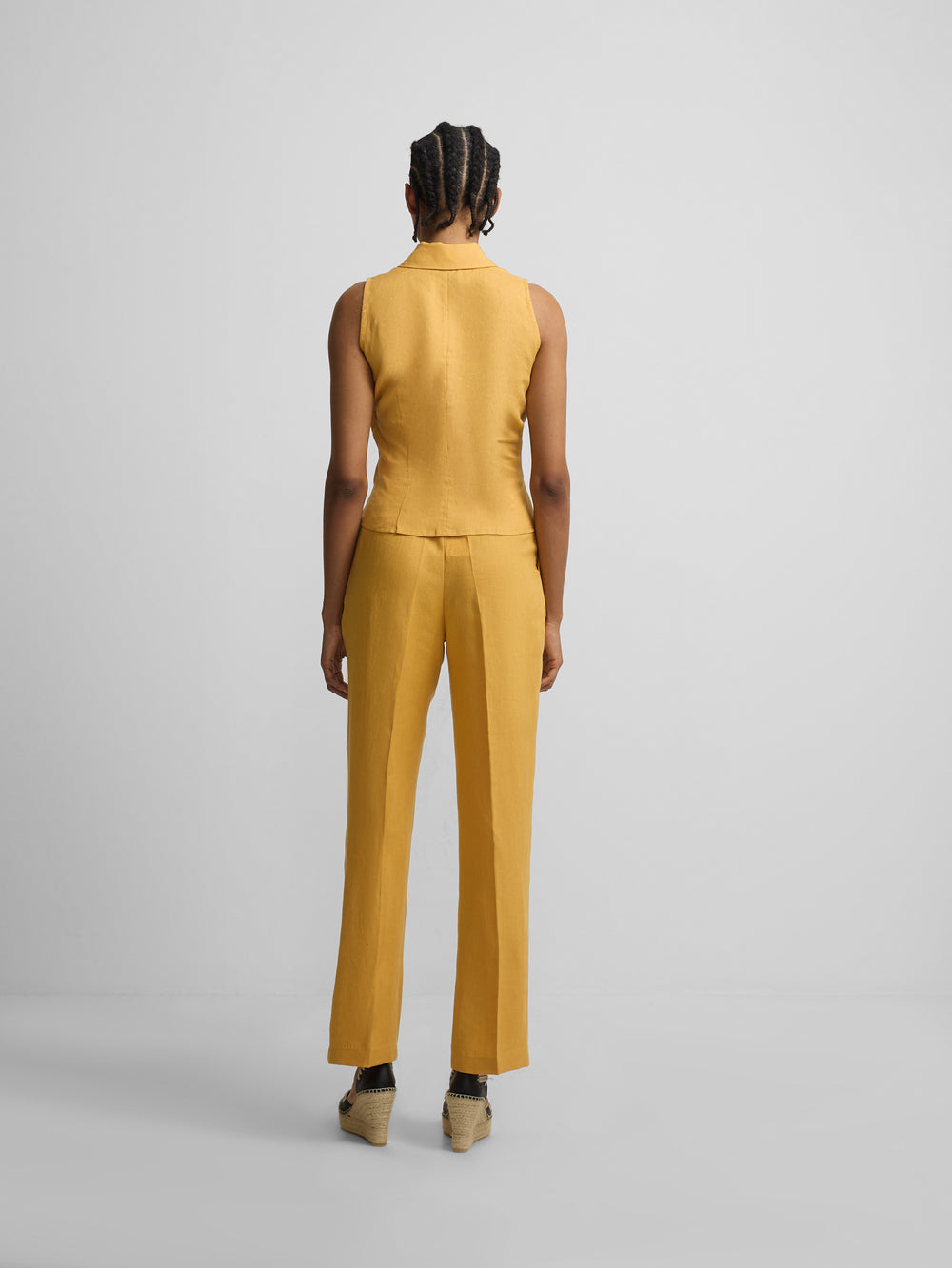 Top abas linho amarelo