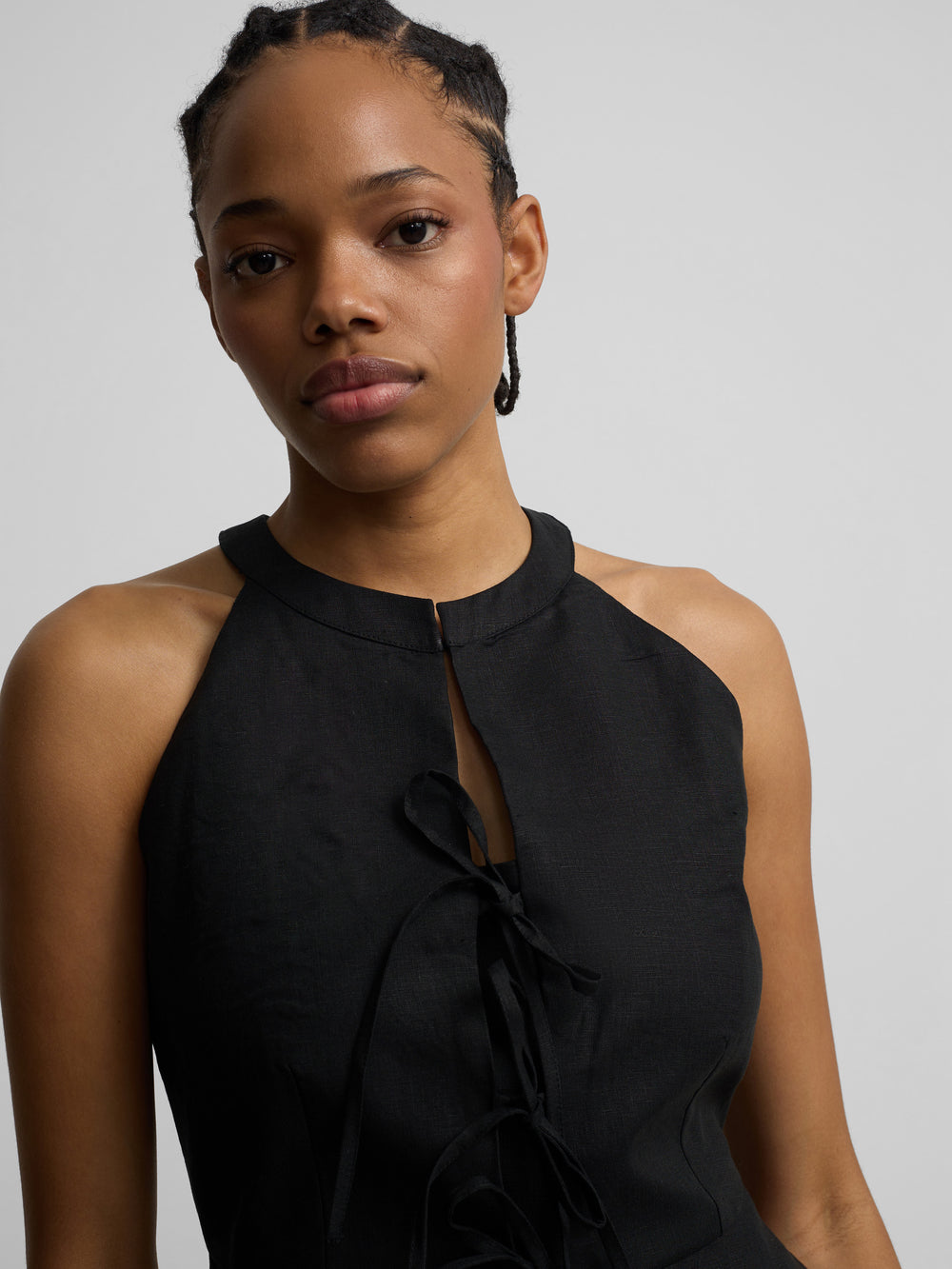 Colete de laços em linho preto