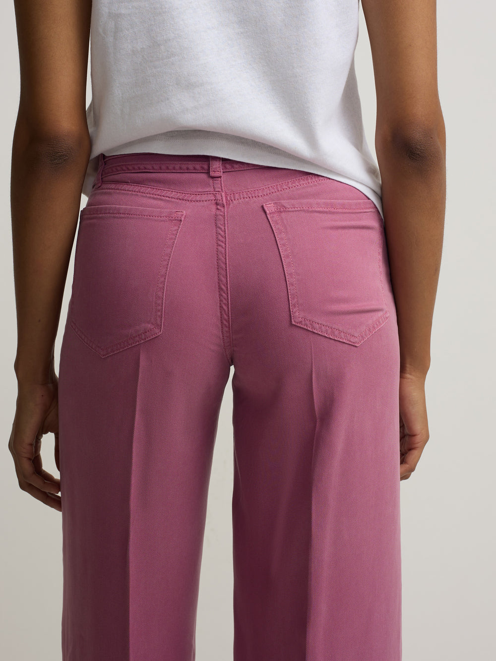 Calças de ganga com cordão framboesa