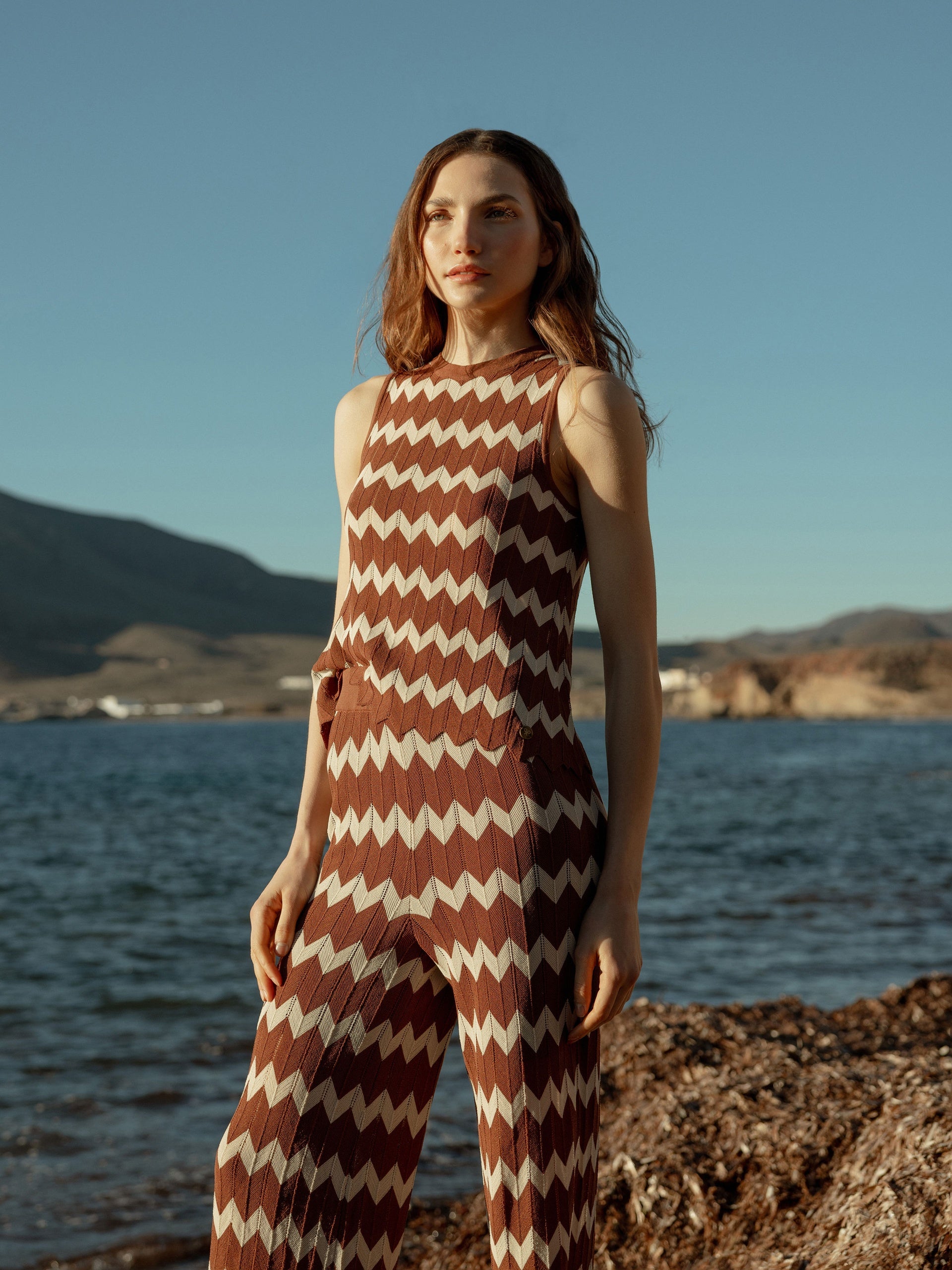 Calças de malha espinha de peixe castanhas