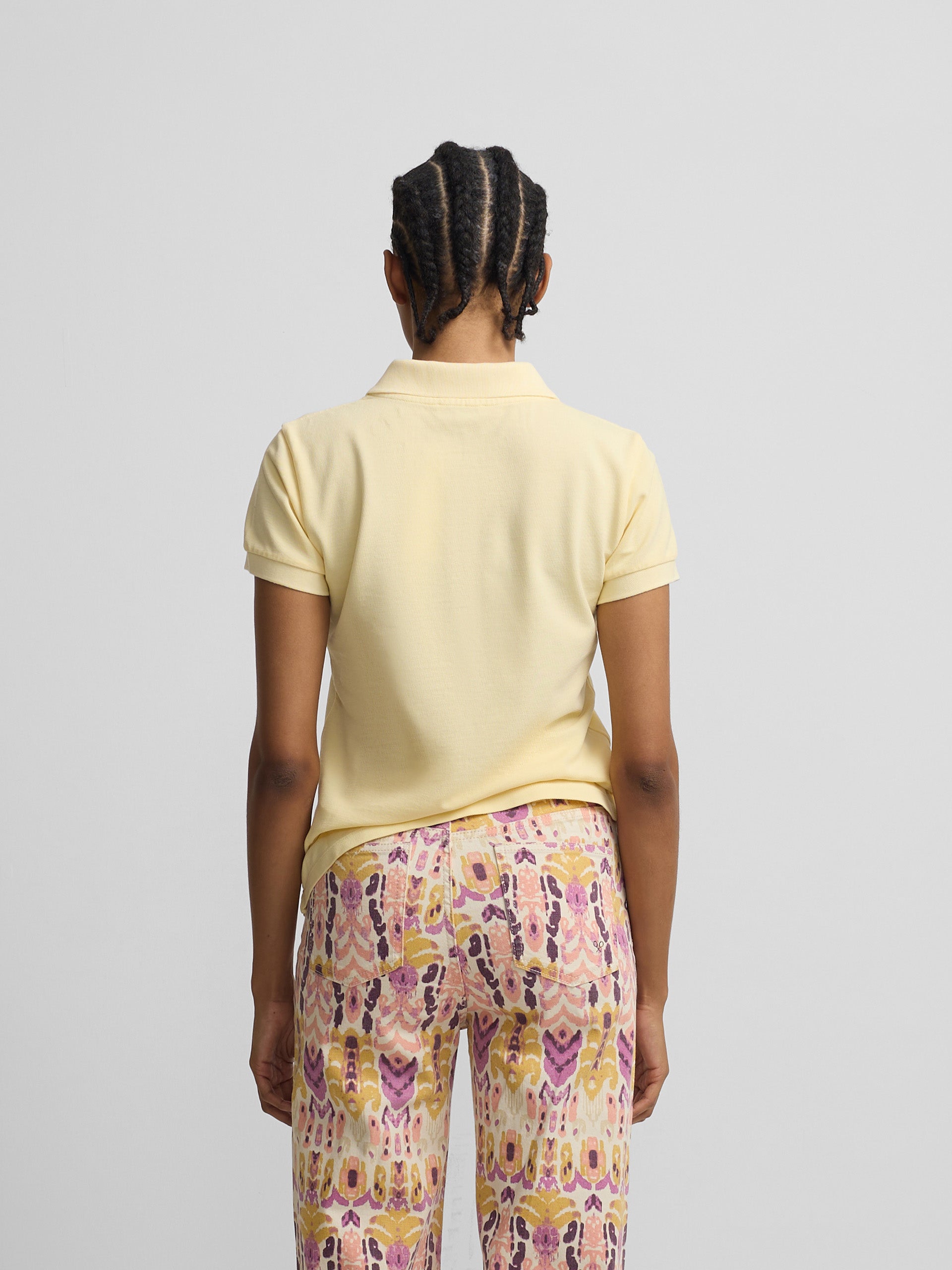 Polo clássico amarelo mulher