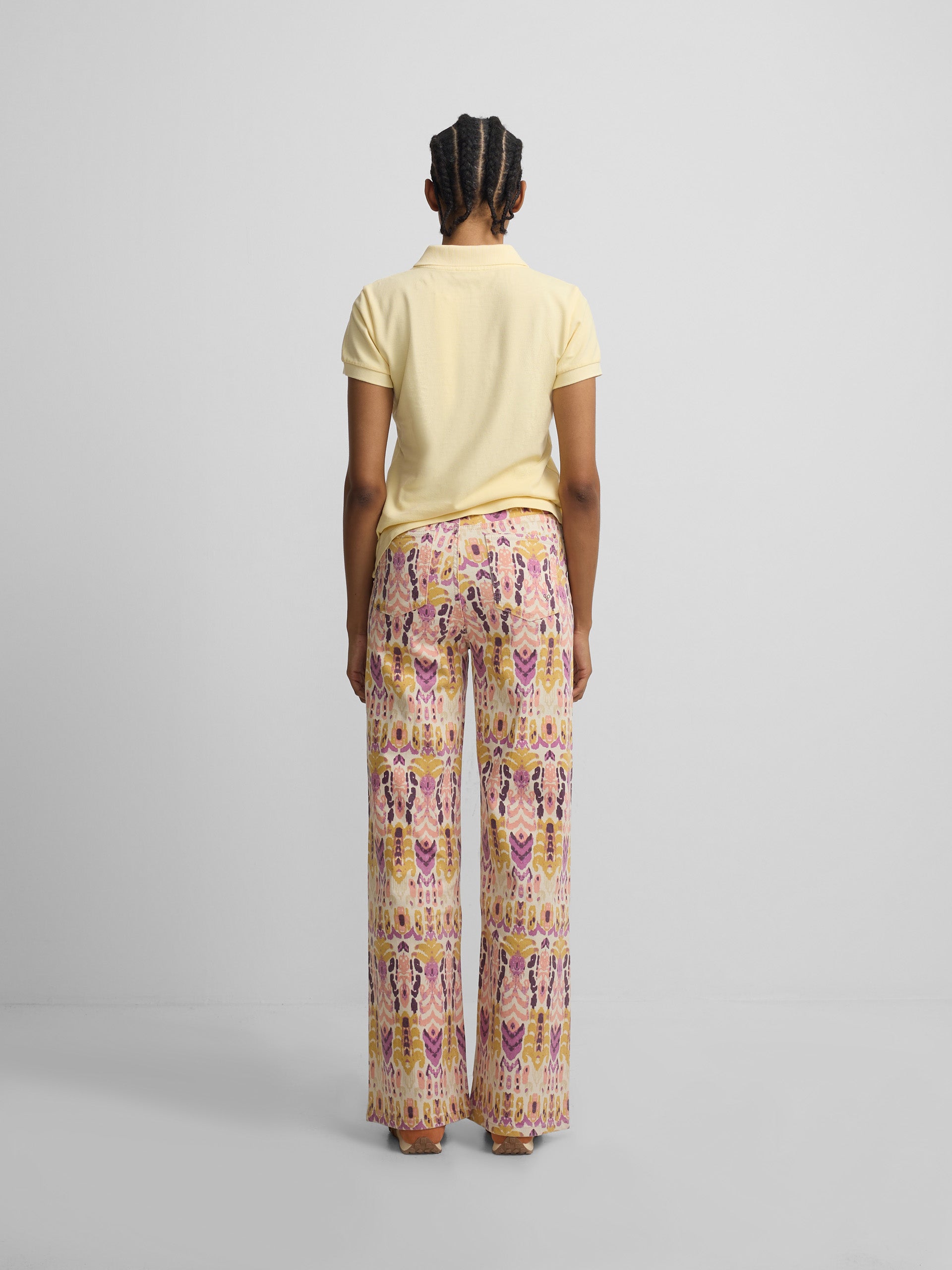 Polo clássico amarelo mulher