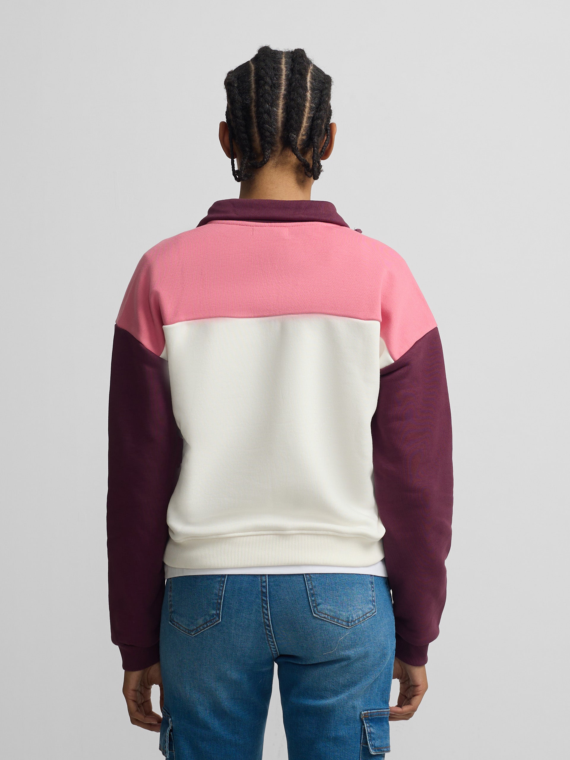 Women's sweatshirt with pink button neck