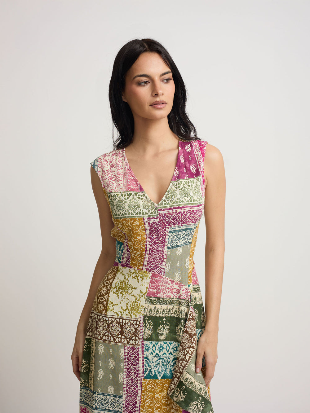 Vestido midi estampado patchwork cores