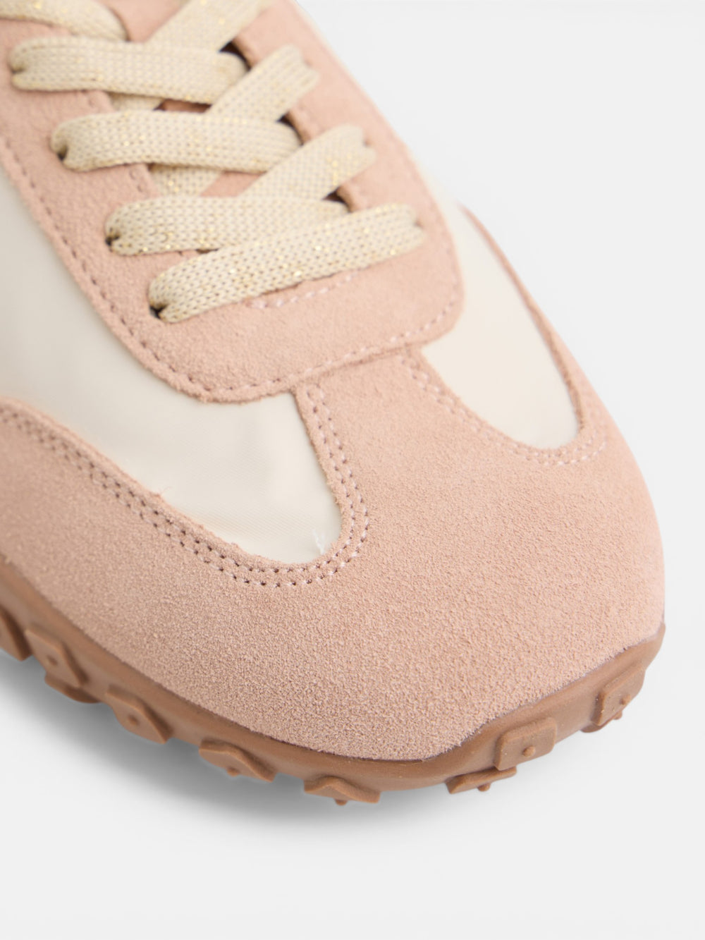 Zapatilla running morada y naranja