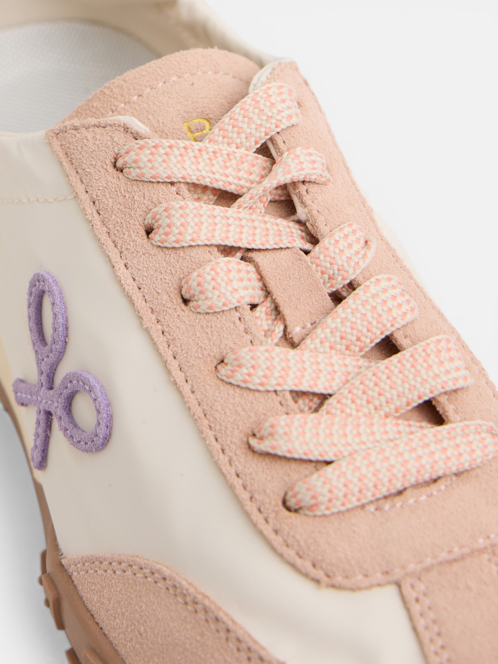 Chaussure de running violette et orange