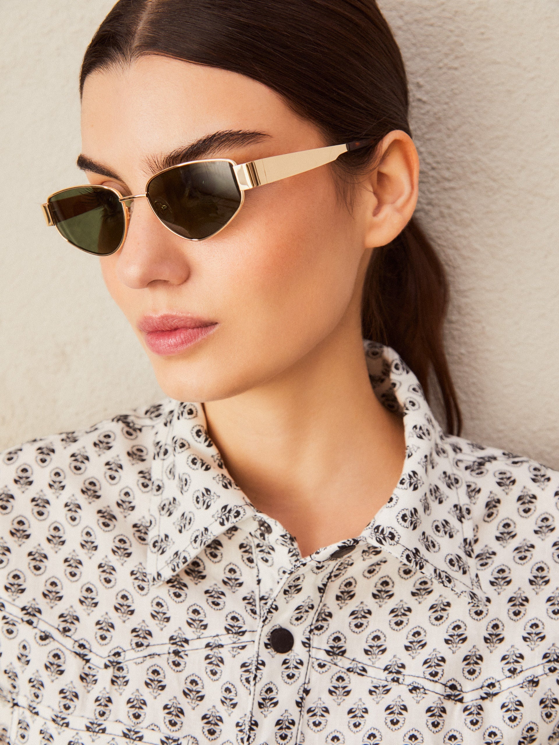 Gafa de sol MOXSILBON Unique metal dorada