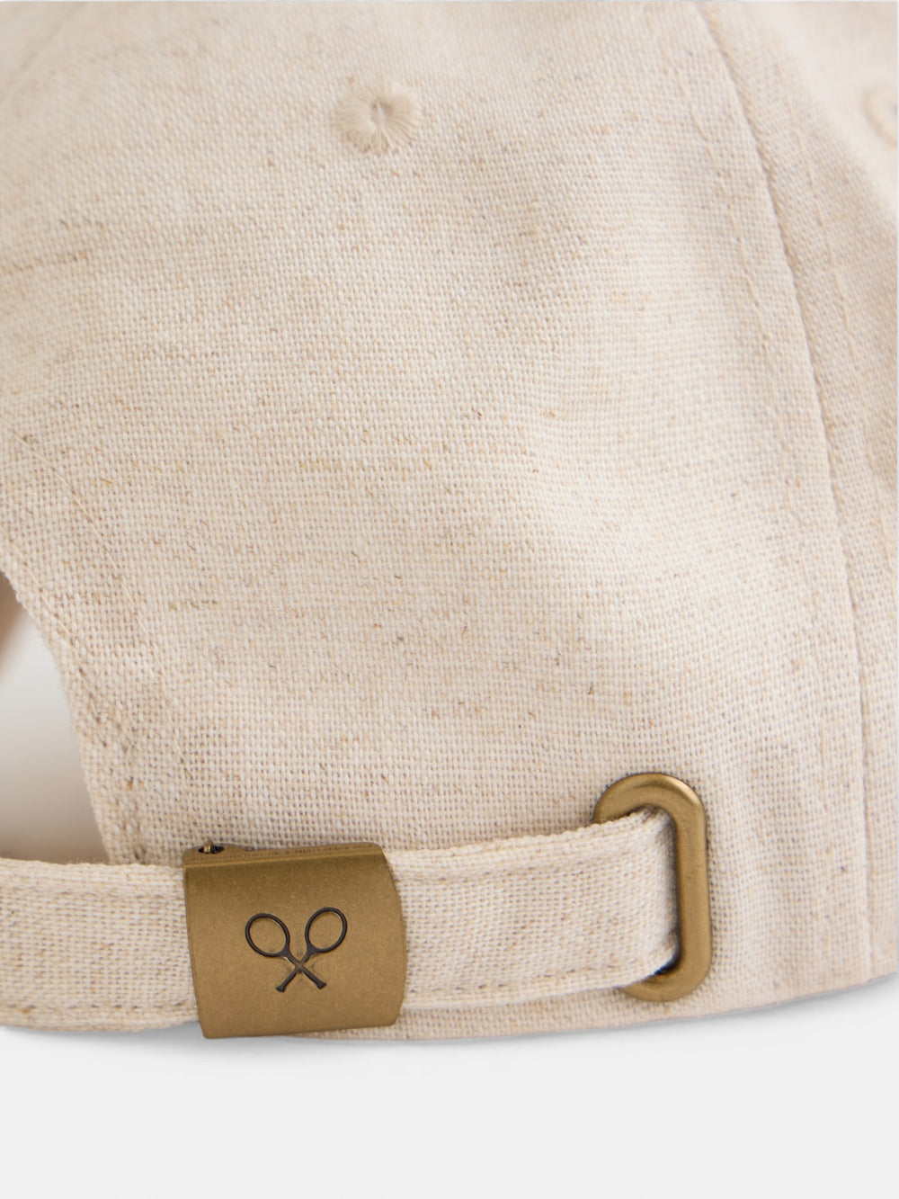 Boné com padrão étnico bege