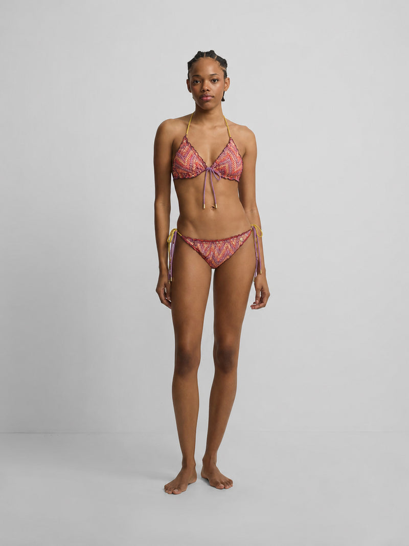 Culotte de bikini motif chevrons roses