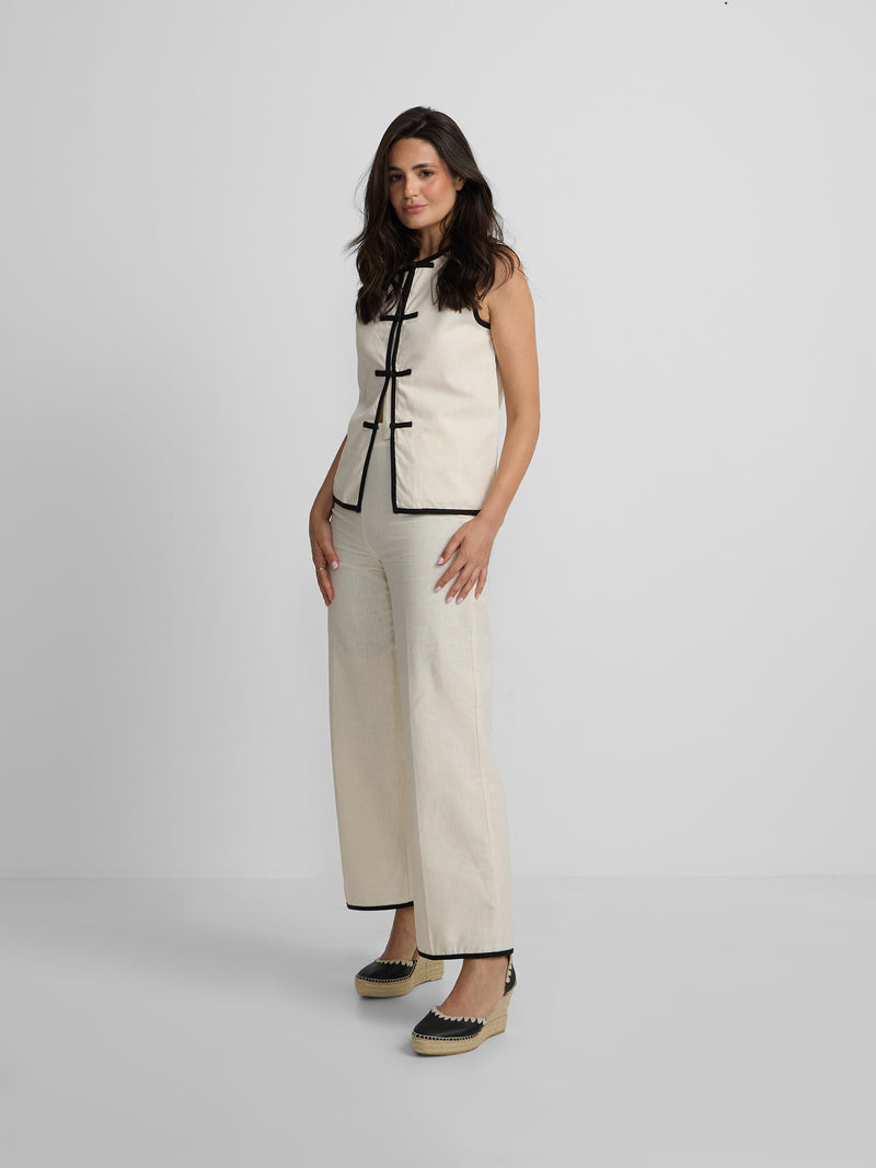 Pantalon droit en lin écru