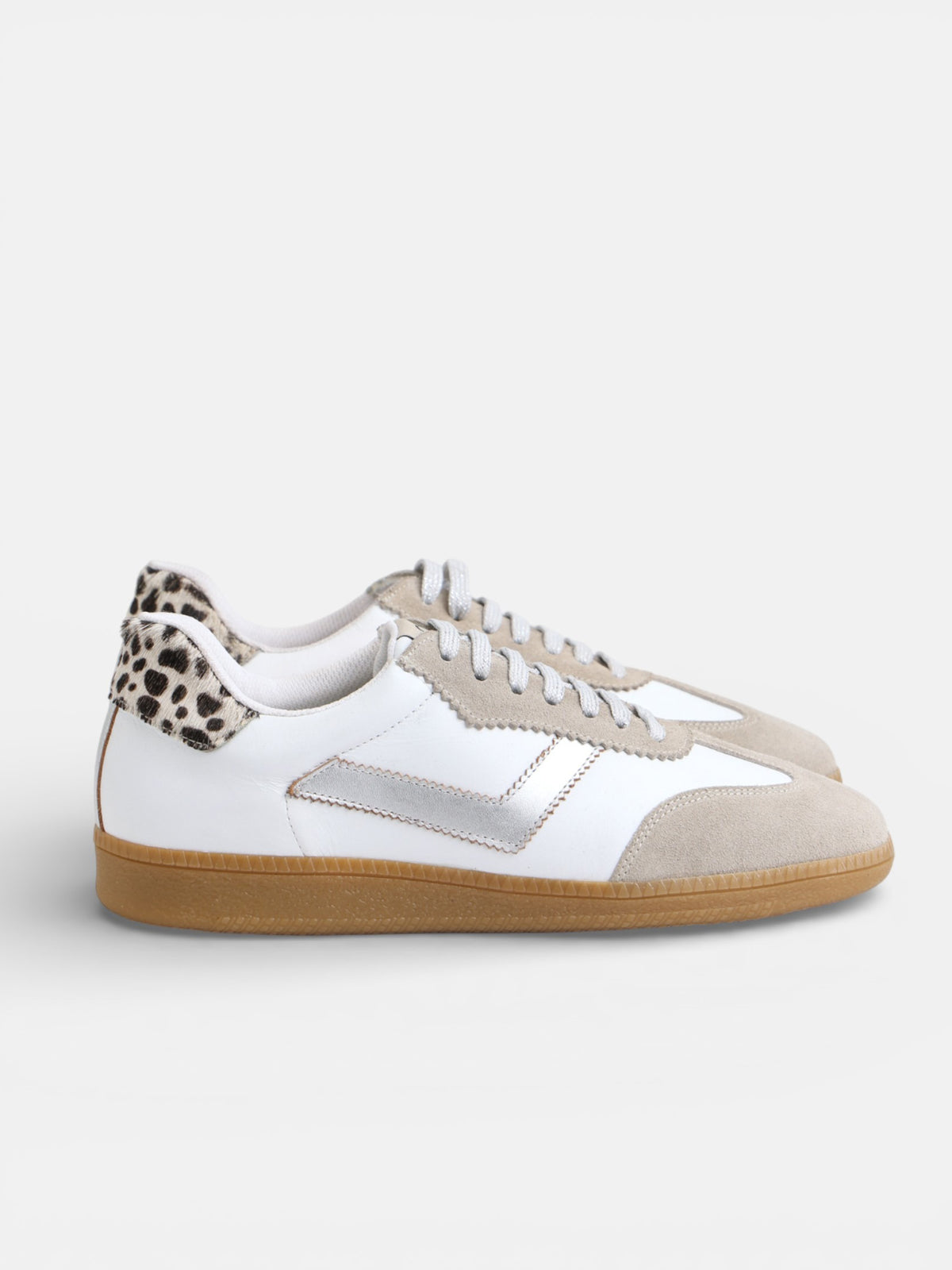 Sapatilha em pele com estampado animal branca