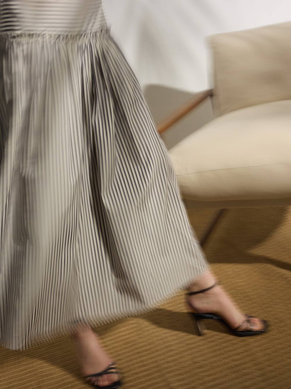 Jupe midi rayée bleu marine unique