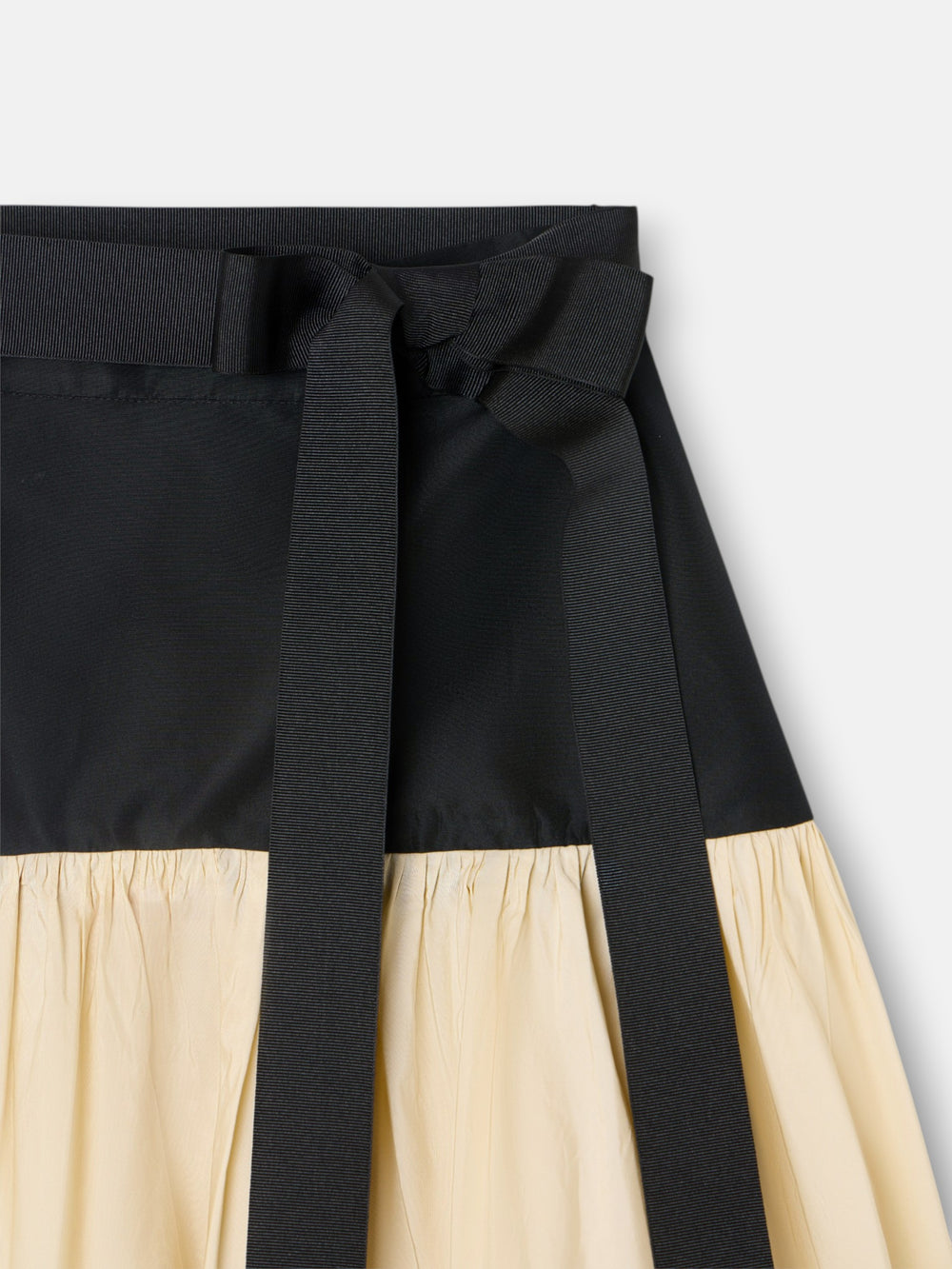 Falda CaprilexSilbon tafeta vainilla y negro