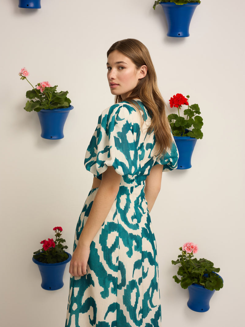 Robe de la collection événementielle à découpes imprimé vert