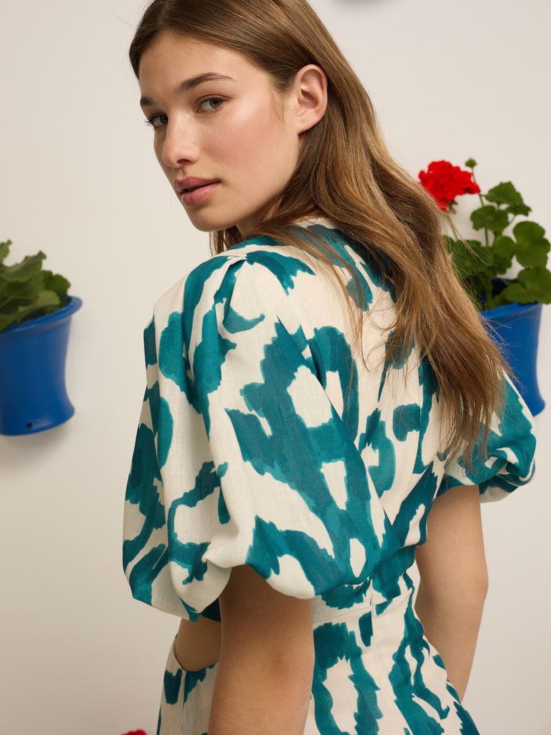 Robe de la collection événementielle à découpes imprimé vert
