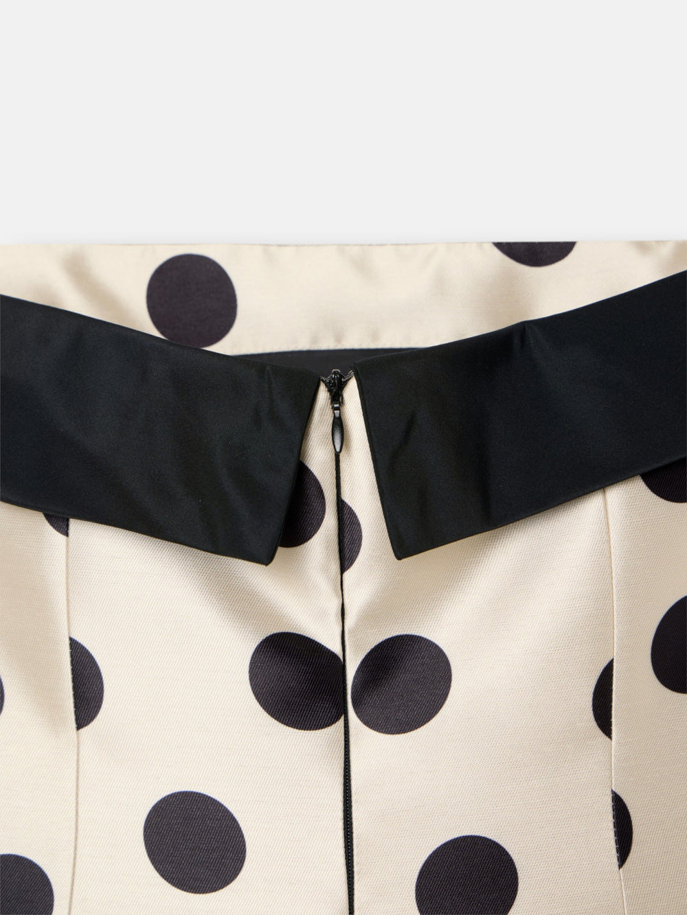 Vestido CaprilexSilbon lunar vainilla y negro