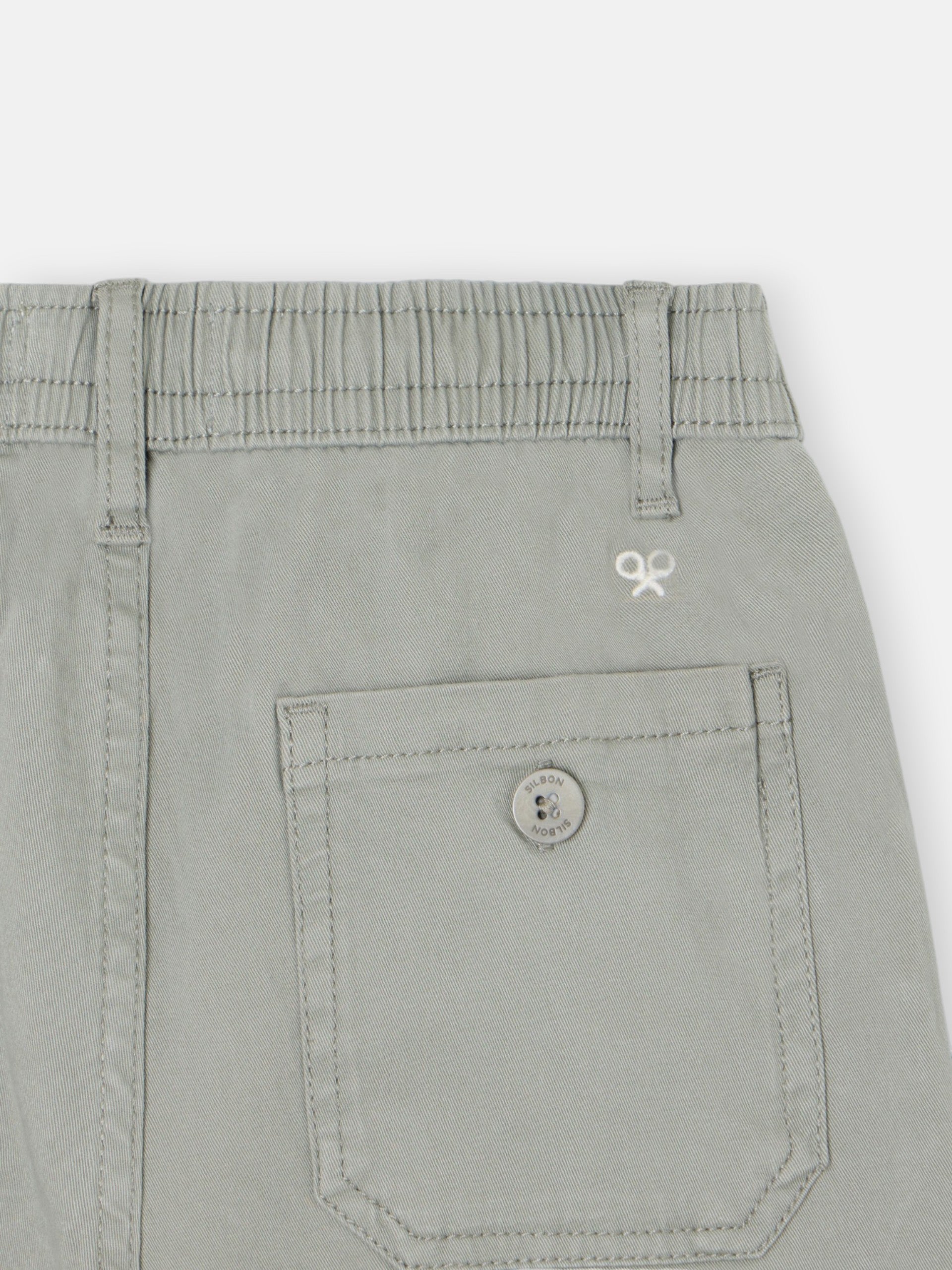 Bermuda sport verte pour enfants