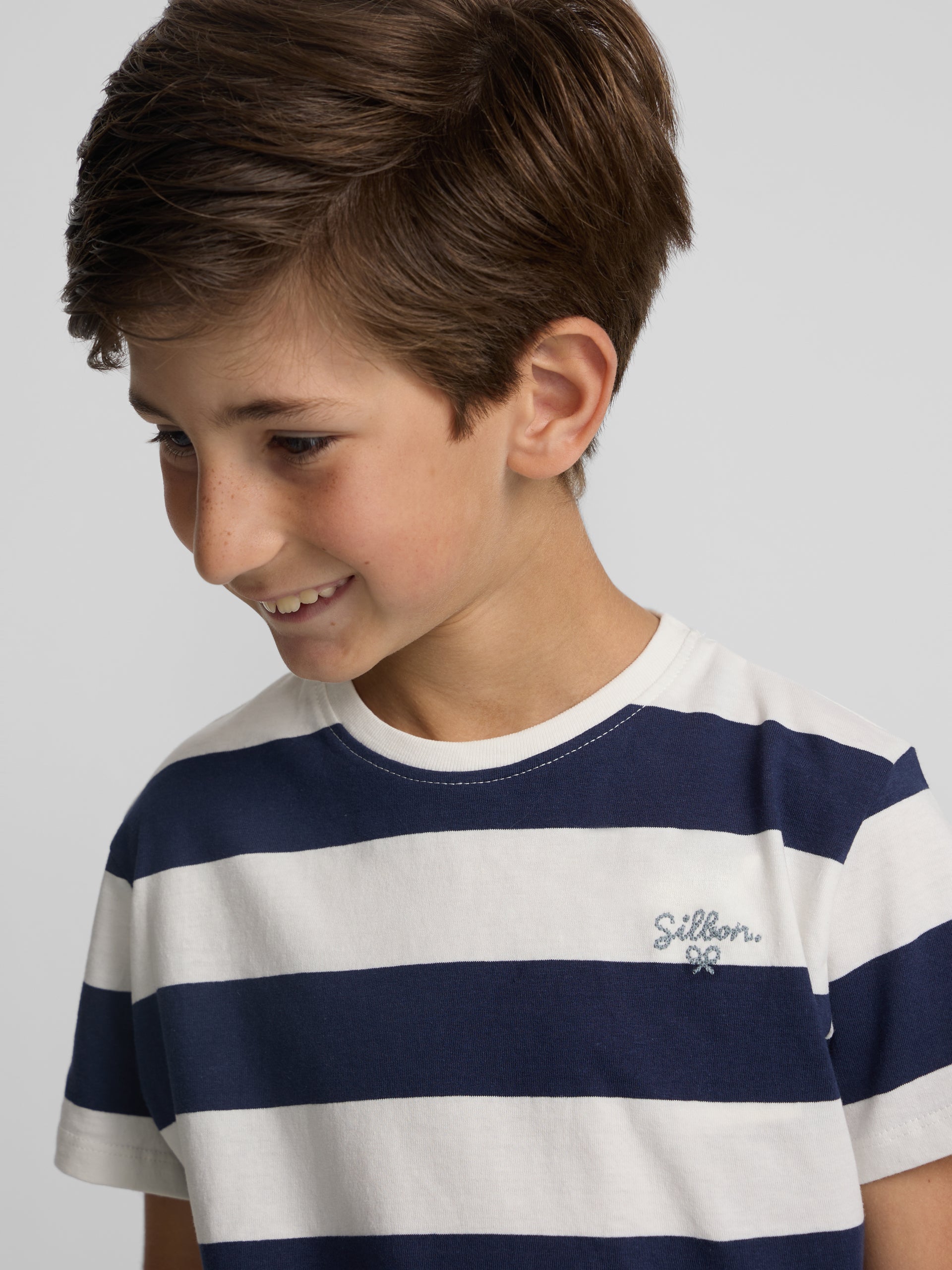 Kids vintage blue striped t-shirt