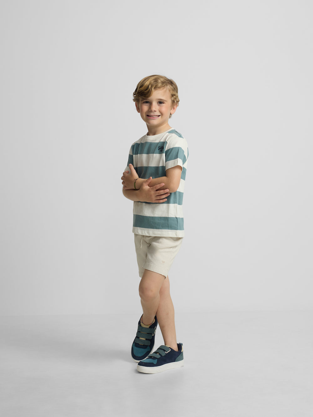 Camiseta kids raya vintage verde