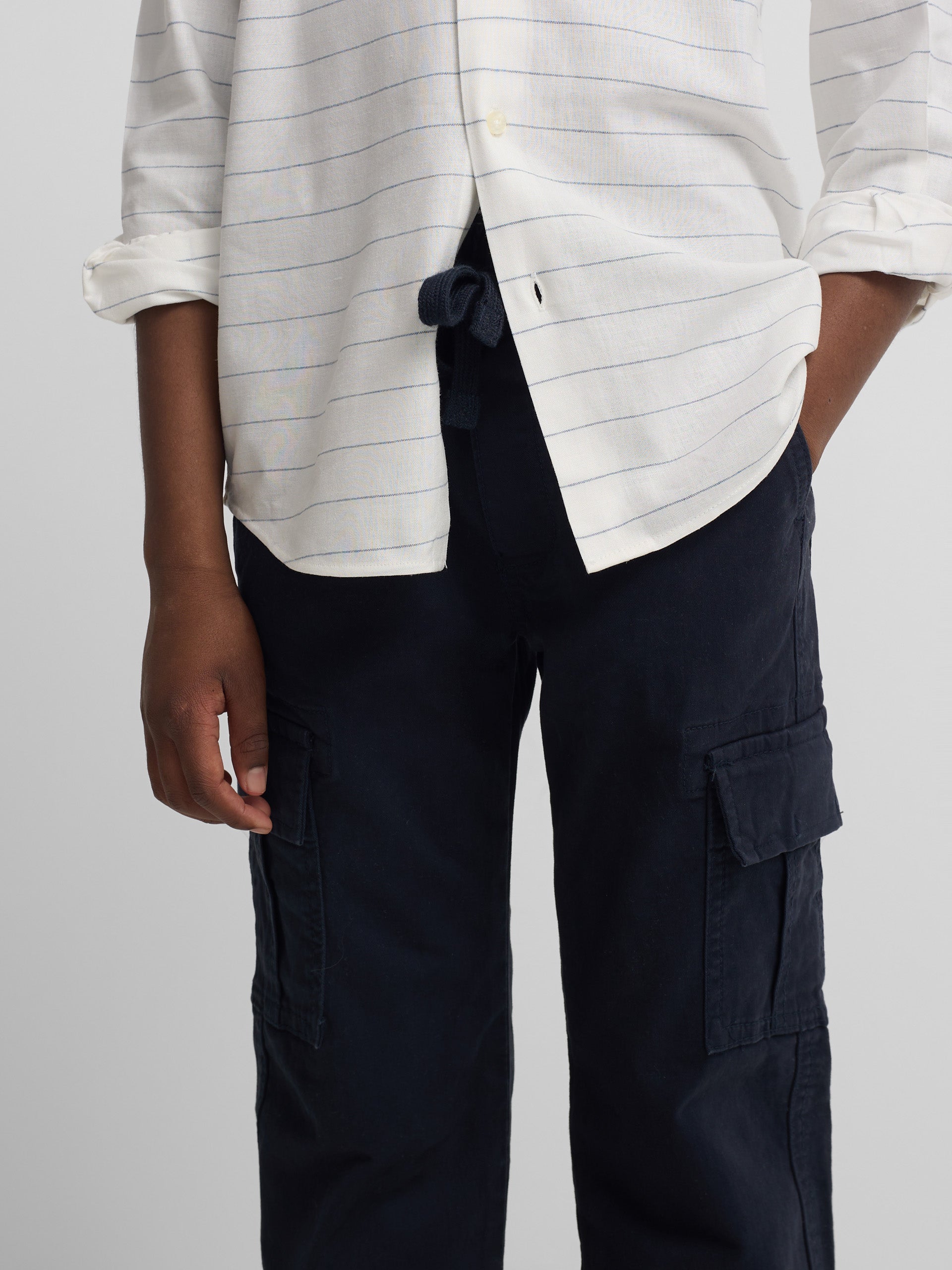 Pantalon cargo sport enfant bleu marine