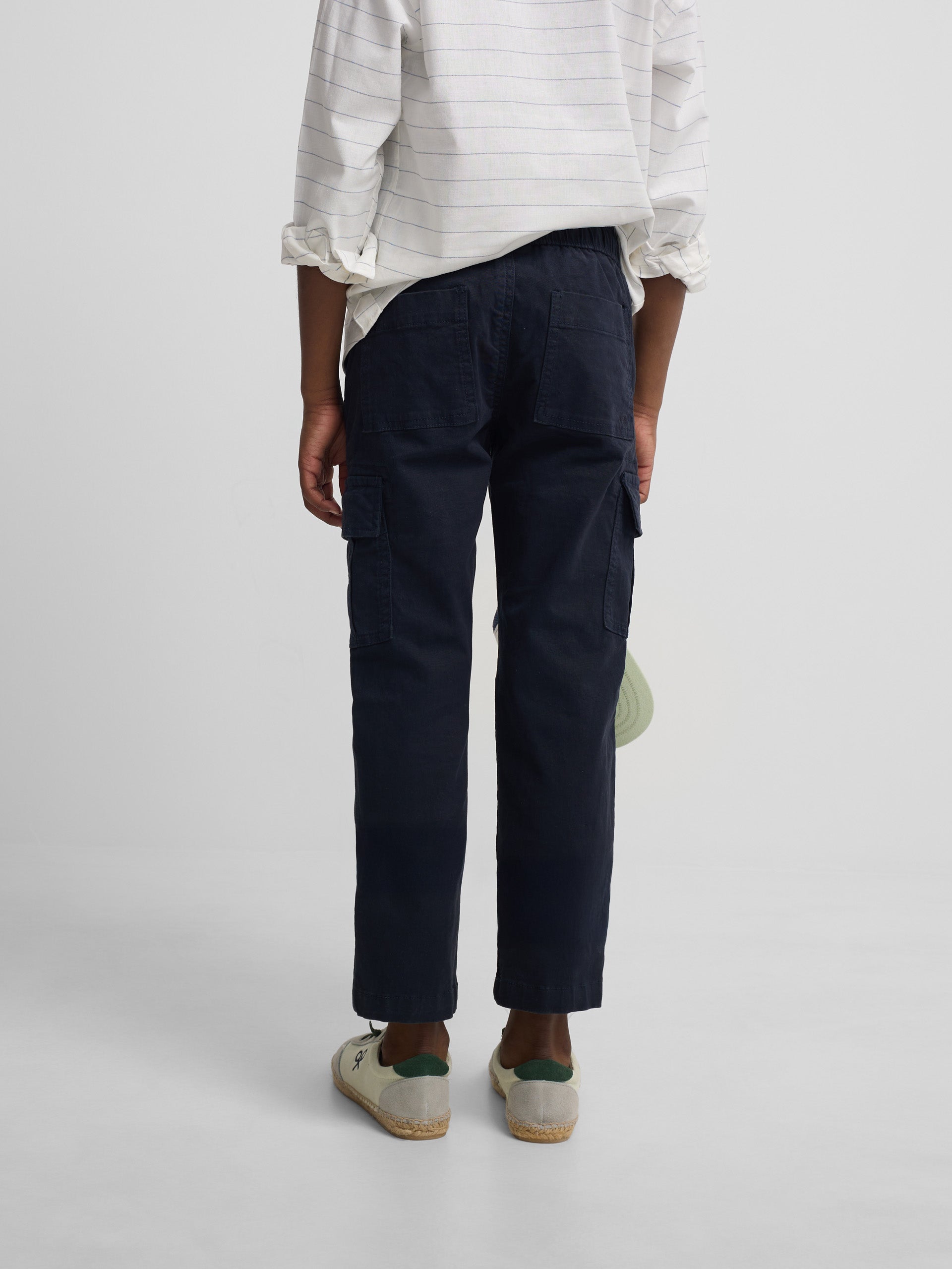 Pantalon cargo sport enfant bleu marine