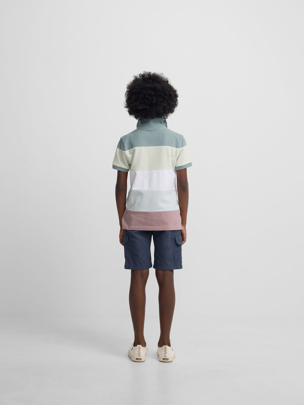 Polo enfant à larges rayures multicolores vertes