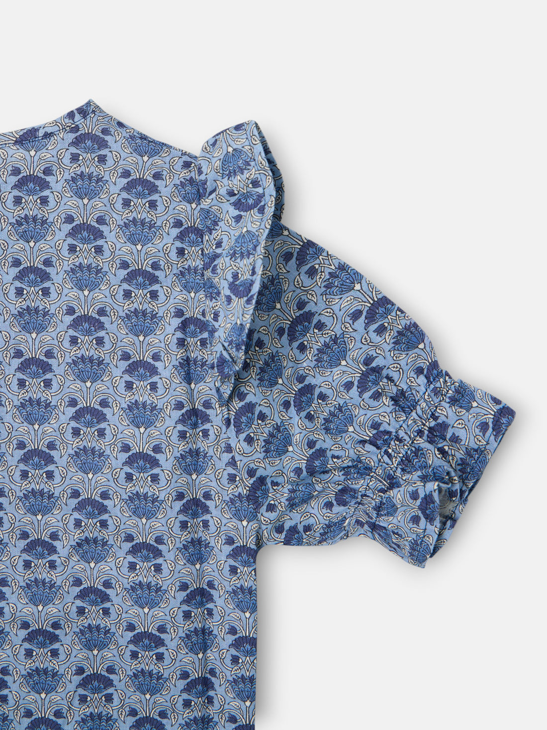 Blusa de menina de manga curta estampada azul