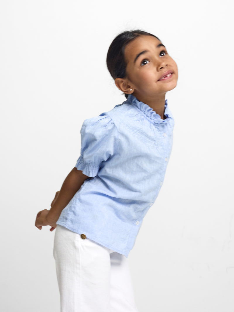 Camisa menina franzidos linho azul-claro