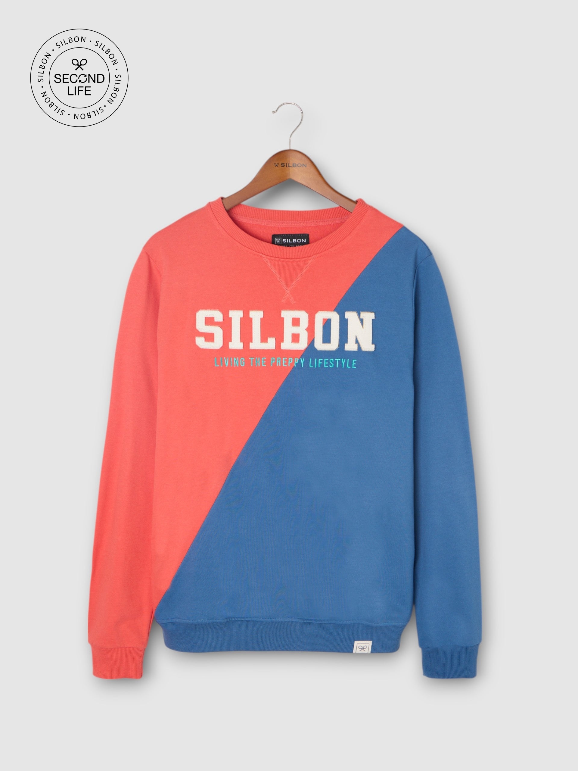 Sweatshirt second life