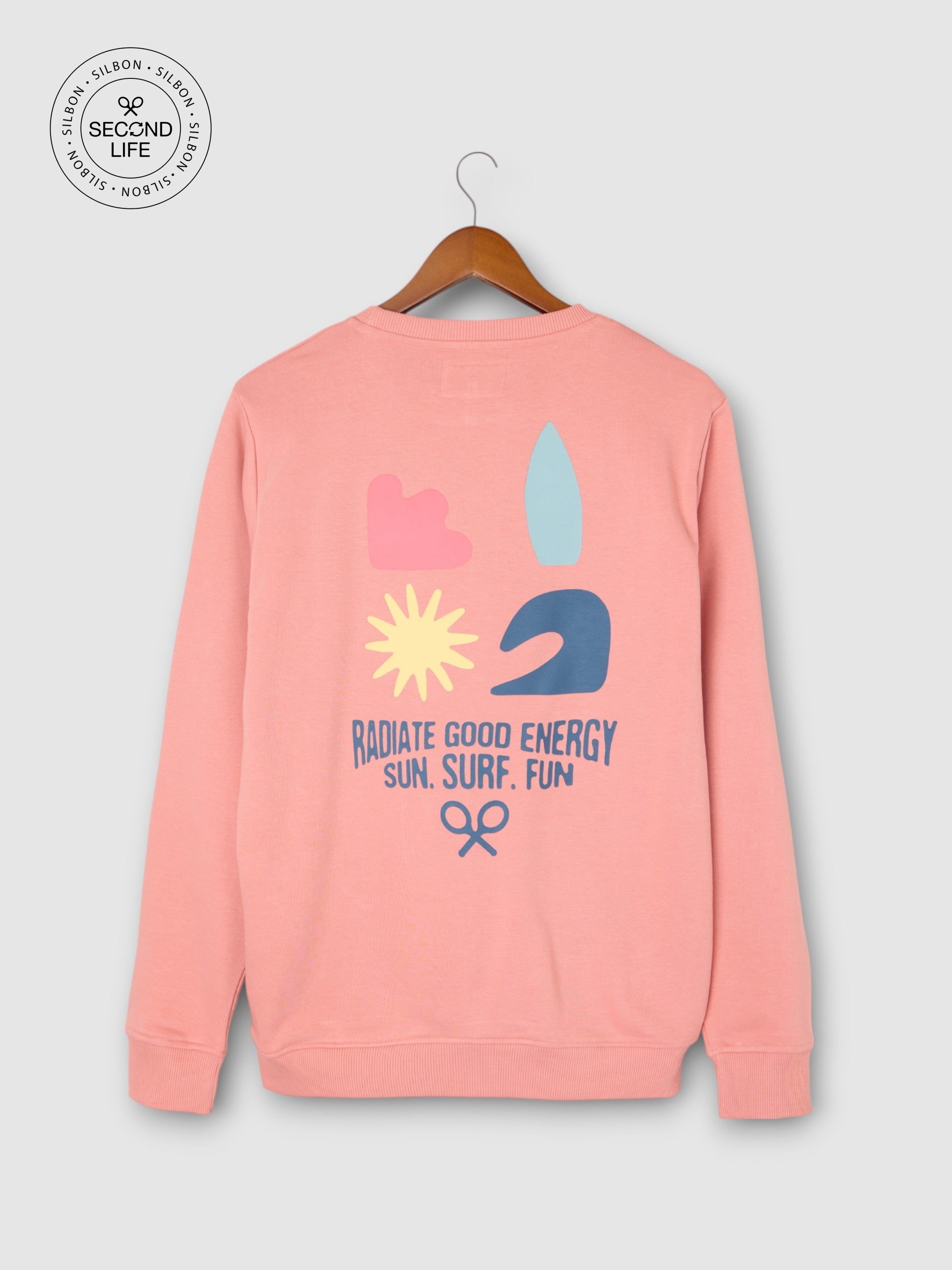 Sweatshirt second life