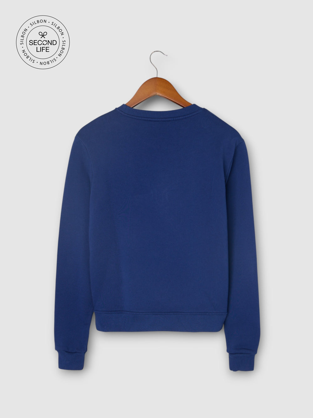 Sweatshirt second life