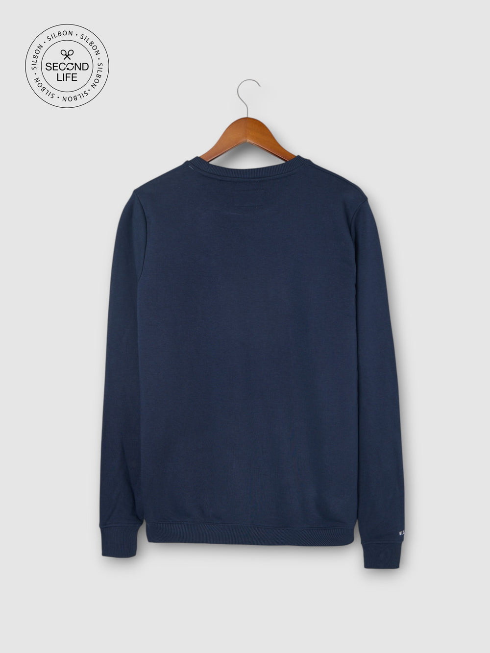 Sweatshirt second life