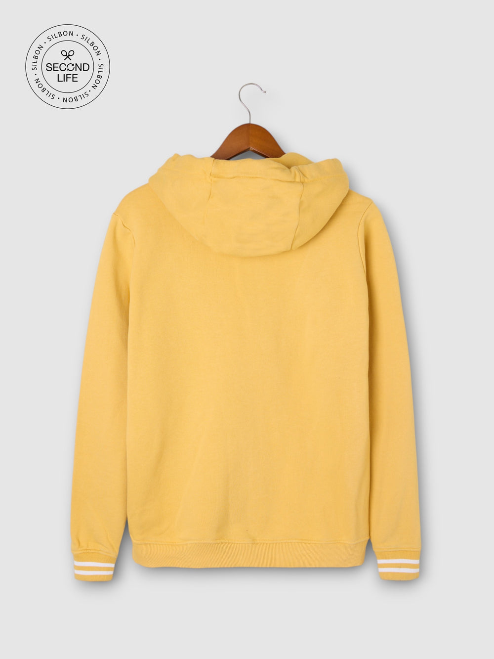 Sweatshirt second life