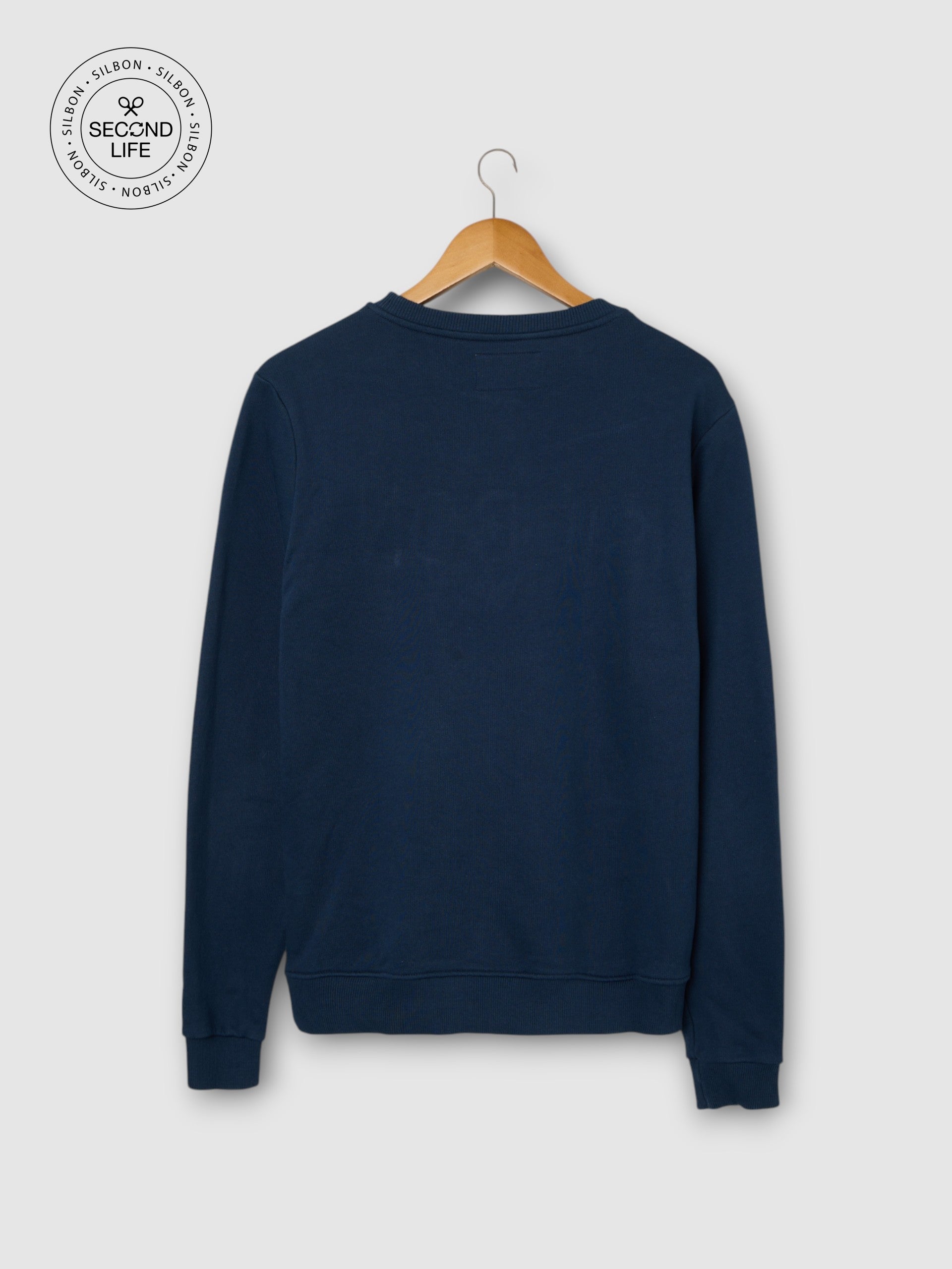 Sweatshirt second life