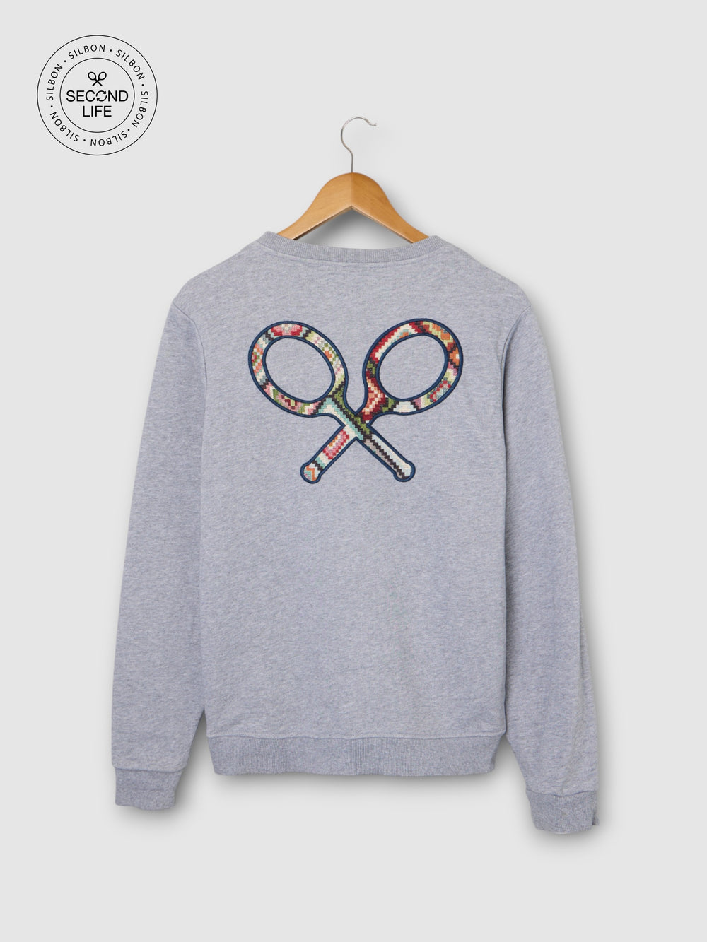 Sweatshirt second life