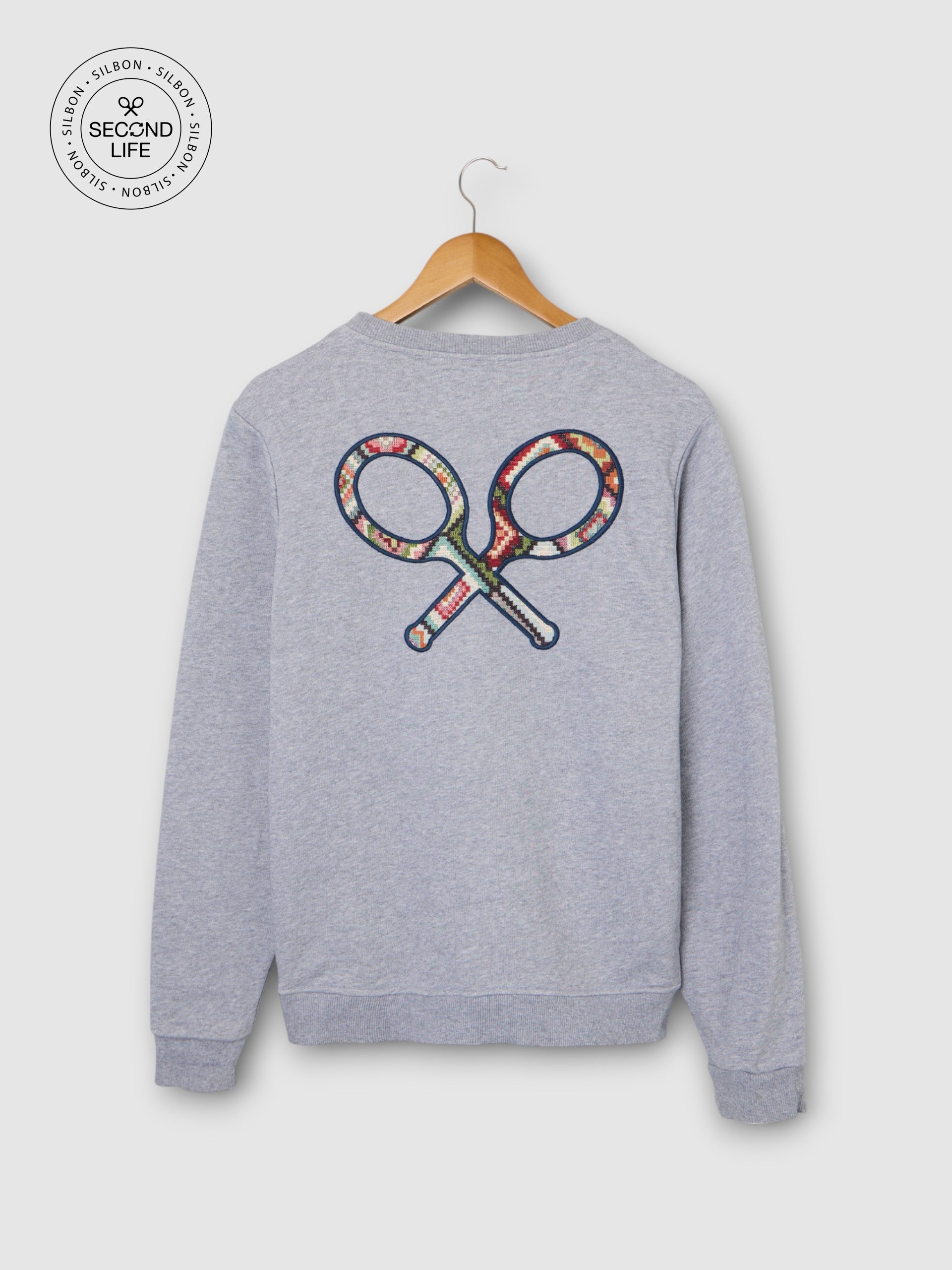 Sweatshirt second life