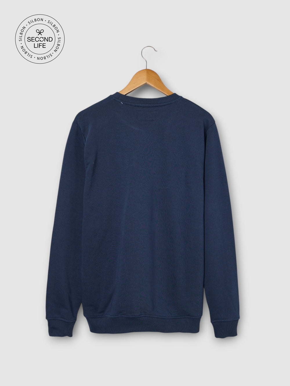 Sweatshirt second life