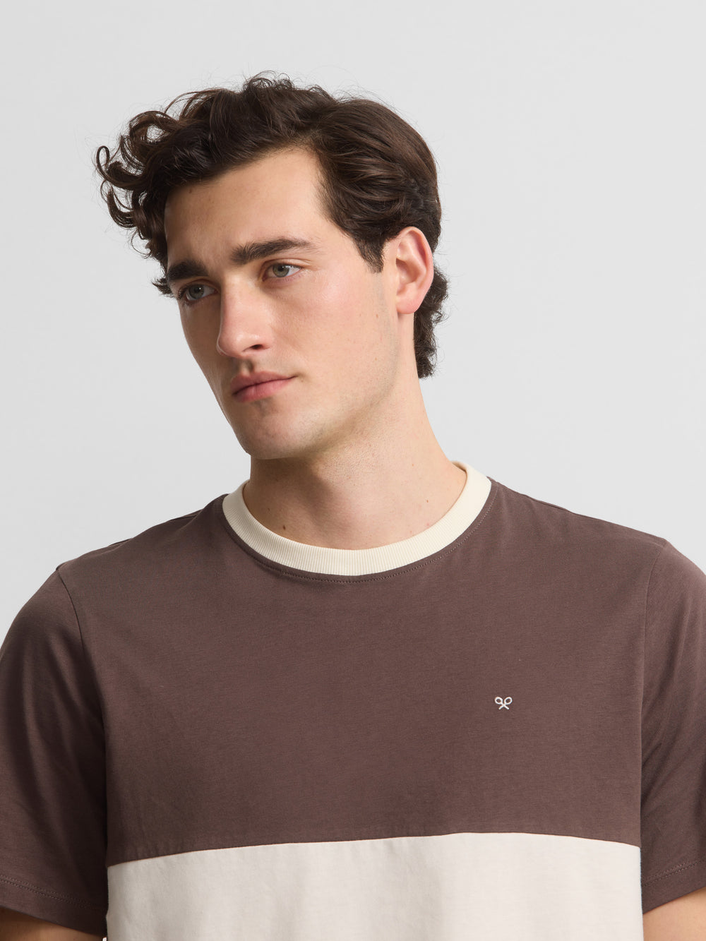 T-shirt de croisière à rayures horizontales marron