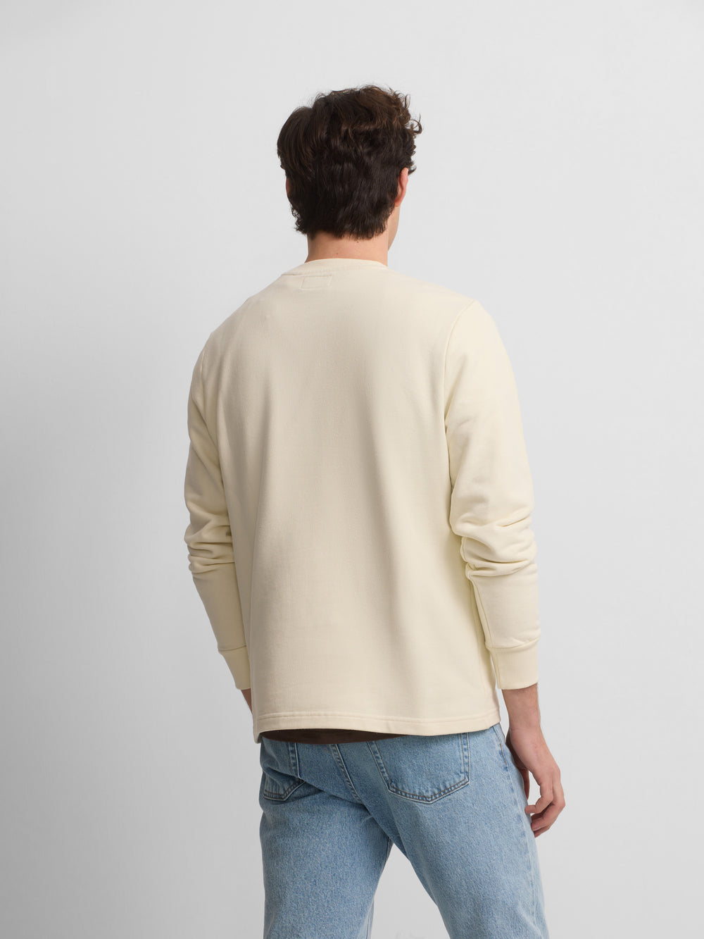 Sweat-shirt crème à poches de croisière