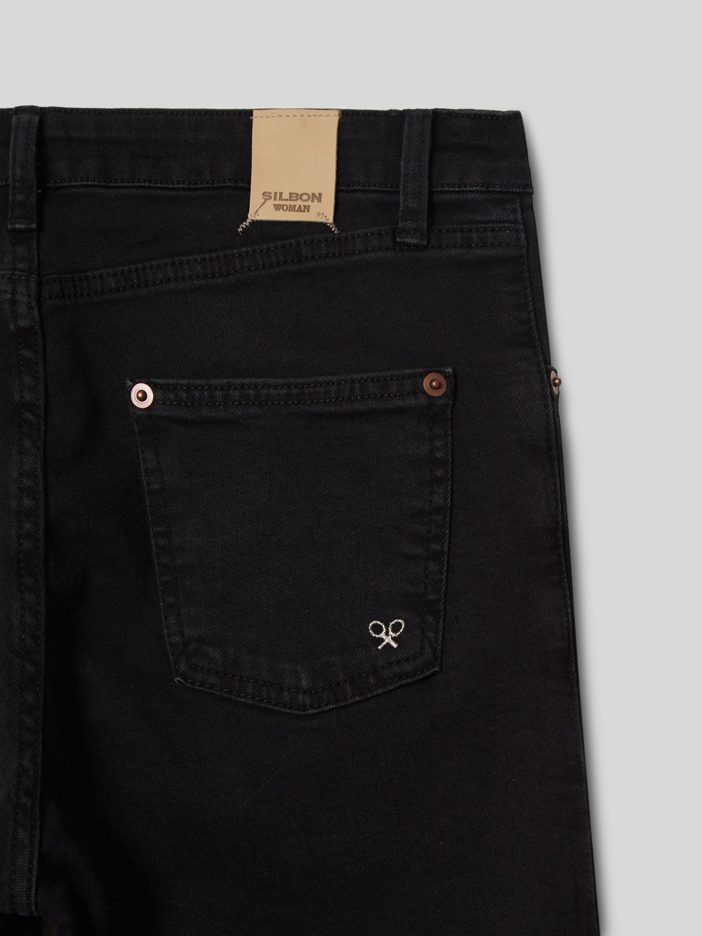 Pantalon woman slim fit negro