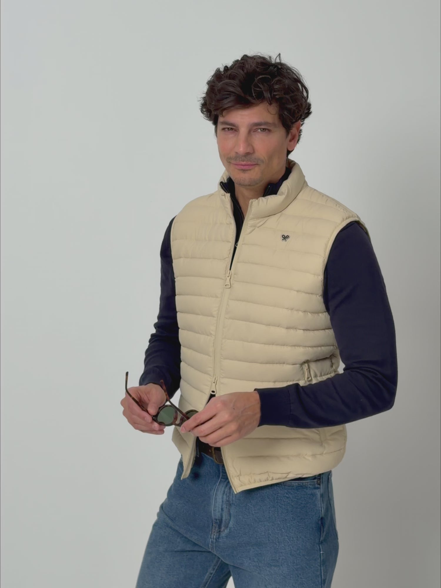 Chaleco padded beige claro