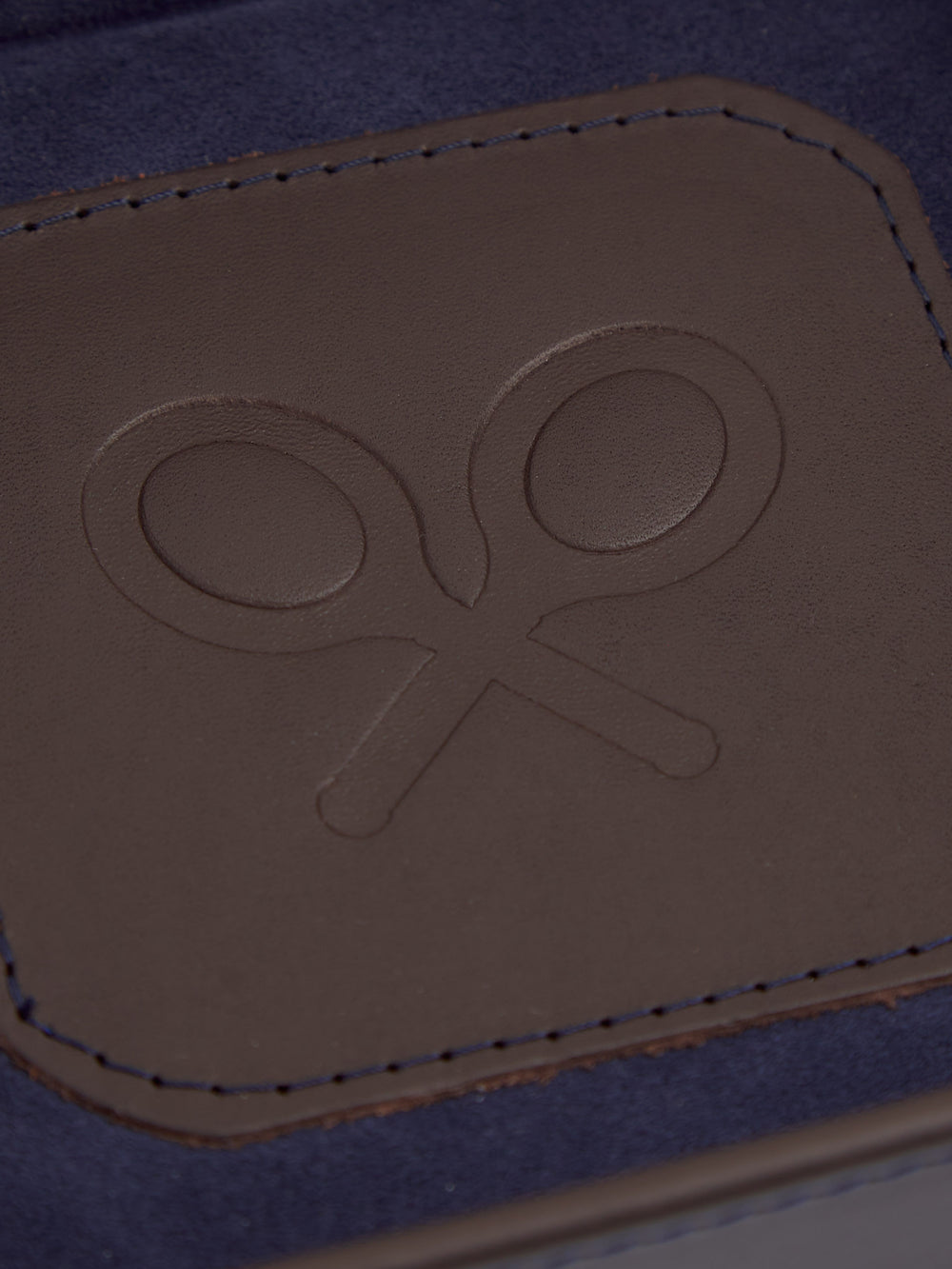 Vaciabolsillos silbon piel azul